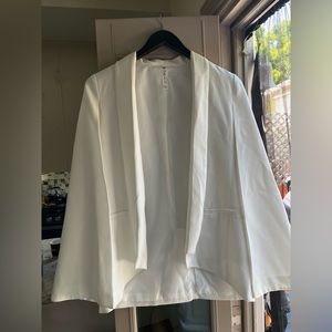 White blazer with cut open sleeves! Cape blazer Size S